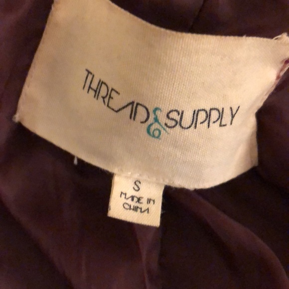 Thread & supply Burgundy coat size S - Picture 3 of 7